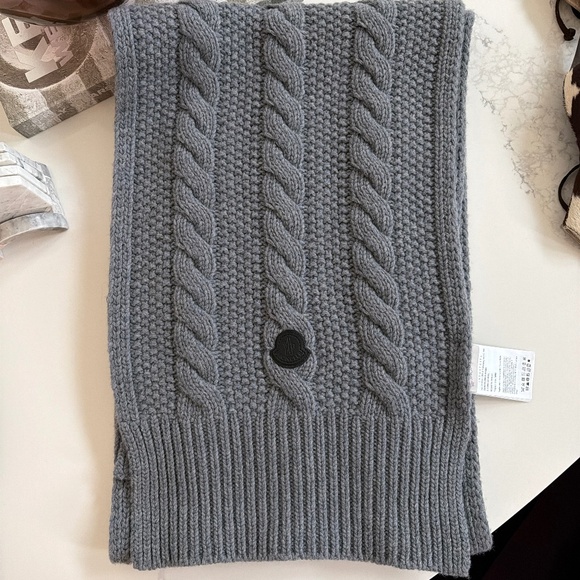 Moncler Cable Knit Wool and Cashmere Scarf - Picture 1 of 4